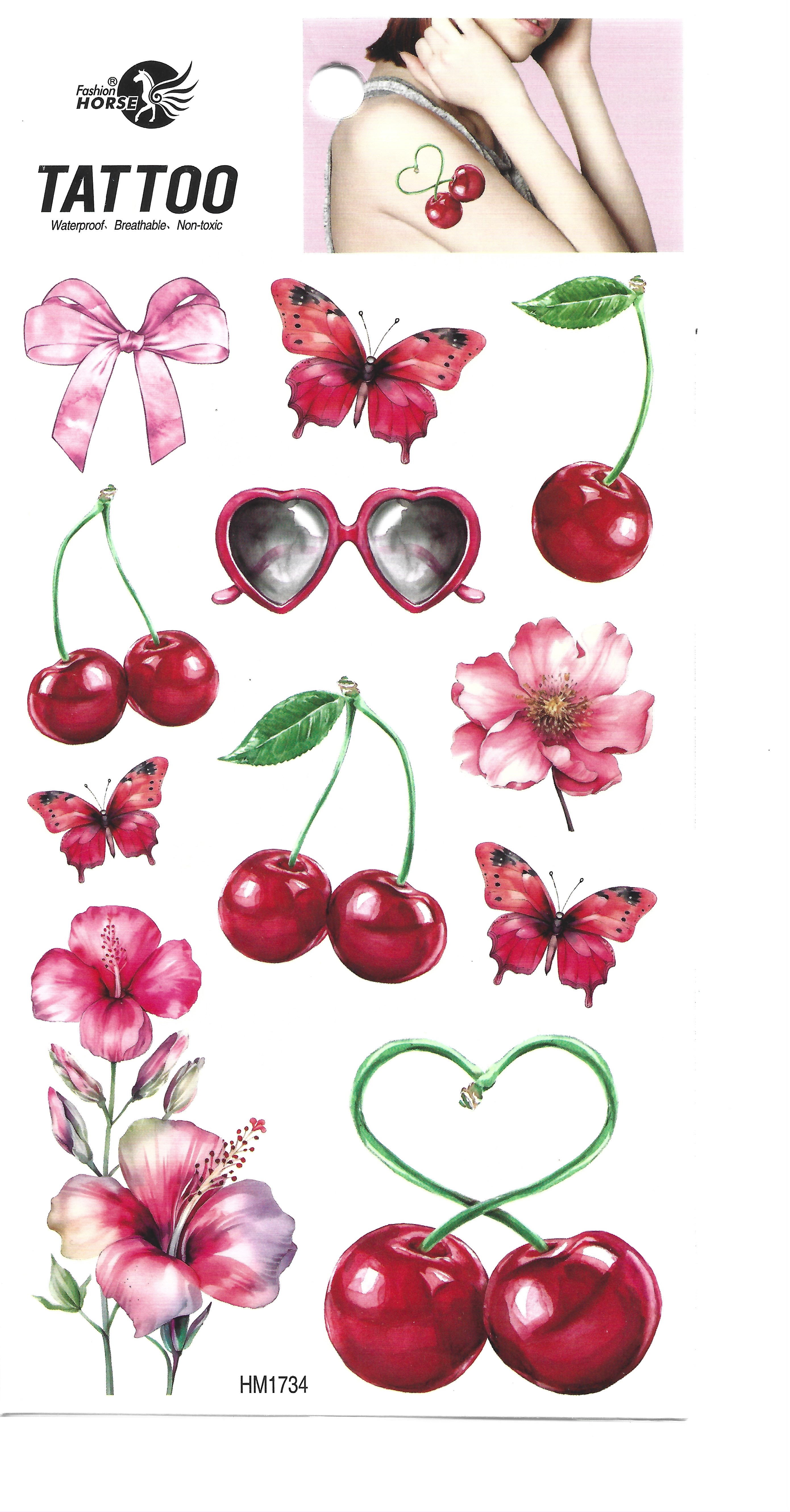 Lámina completa de tatuajes temporales con cerezas rojas, mariposas rosas, varias flores rosas, un lazo rosa y gafas de sol en forma de corazón, con una pequeña imagen de una modelo luciendo un tatuaje de cerezas en el hombro.